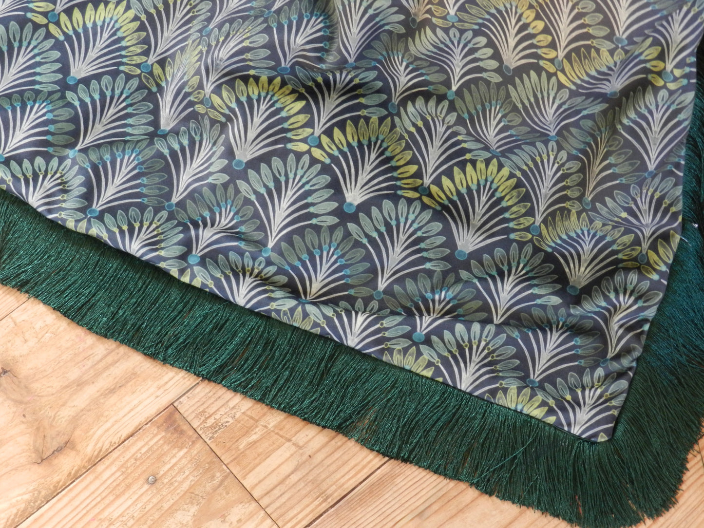 Art Deco Velvet Throw Blanket: Emerald Fringe Peacock Fan Design
