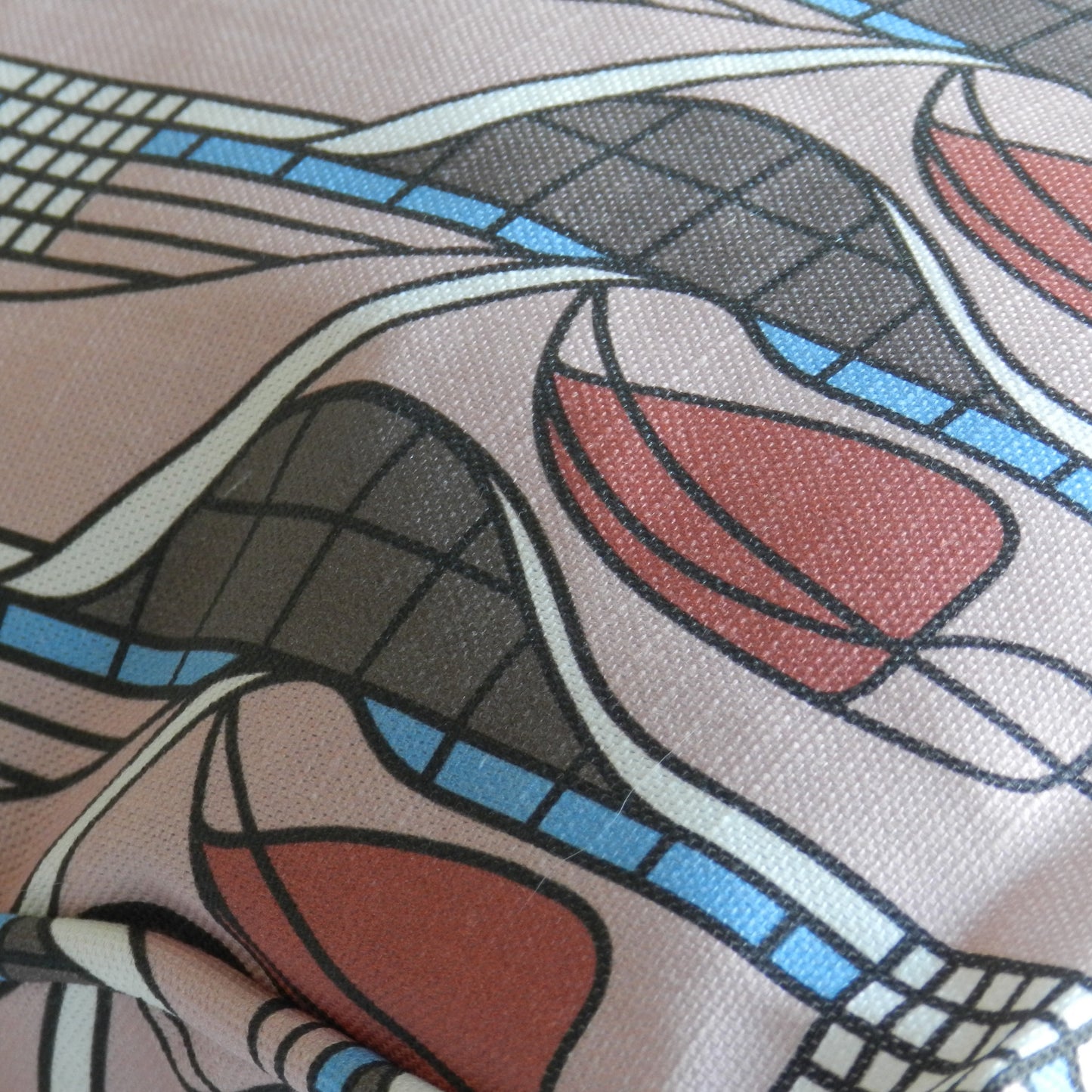 Handmade Charles Rennie Mackintosh Pink Tulip and Lattice Cushion/Throw Pillow